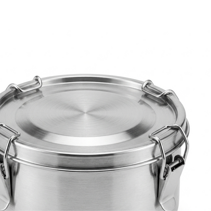 Steely Jade Pure Food Storage, 450ml size, close-up detail view from another angle.