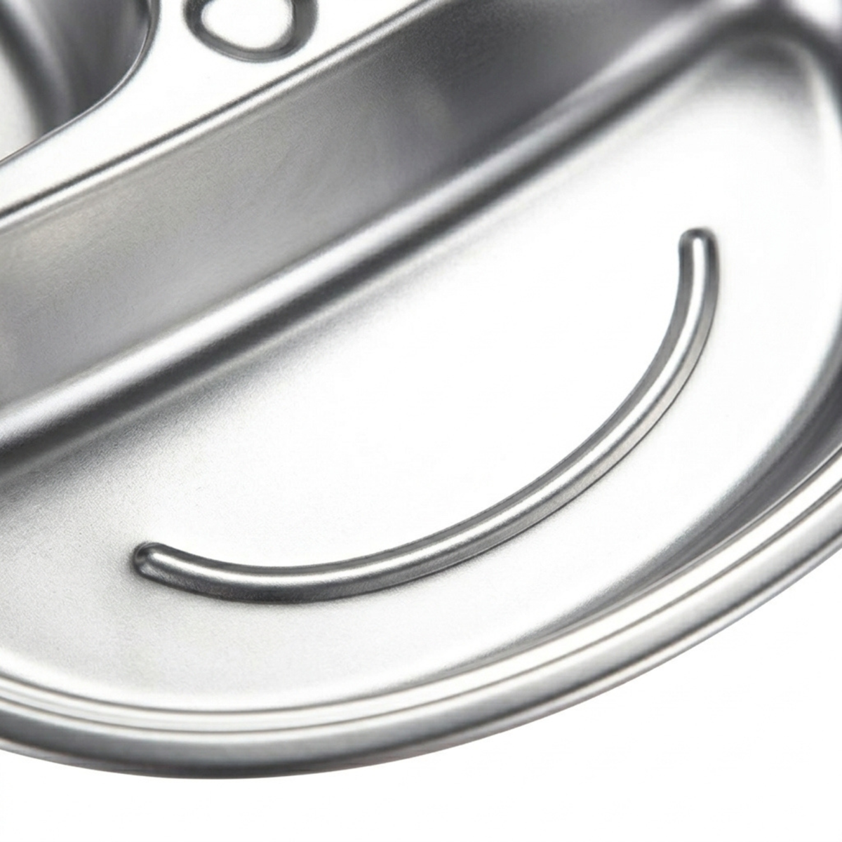Steely Kids Divided Plate — close-up zoom detail view.