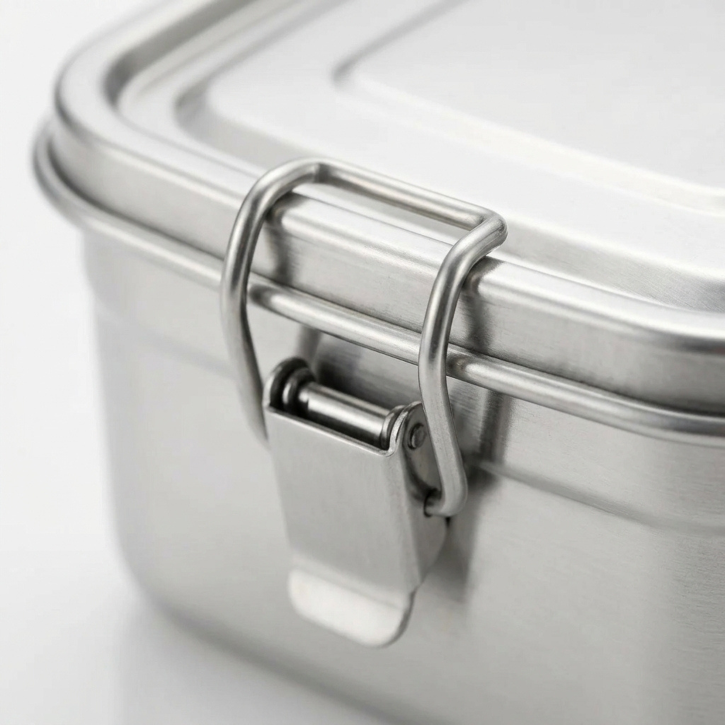 Steely Pure Food Storage, shown open, displaying the interior.